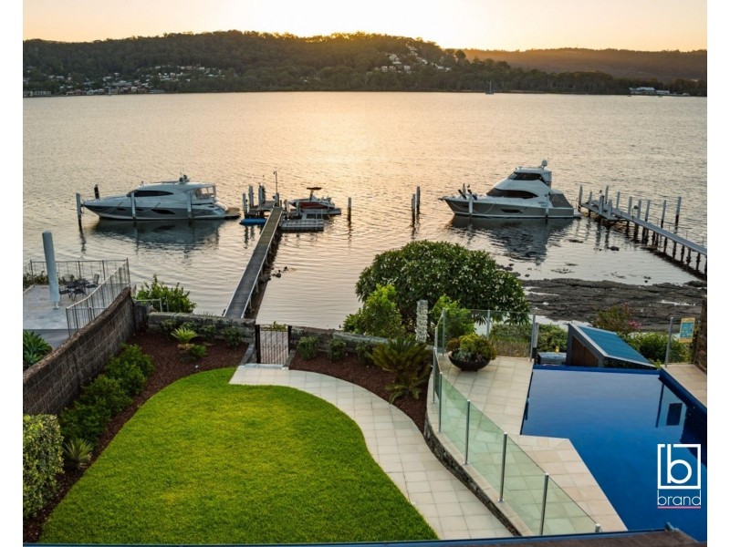 4 Eulalia Avenue, Point Frederick NSW 2250