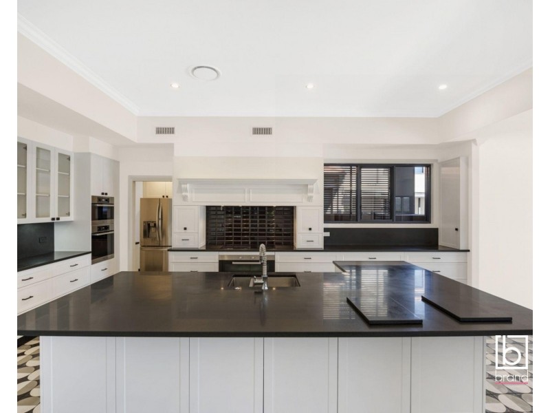 4 Eulalia Avenue, Point Frederick NSW 2250