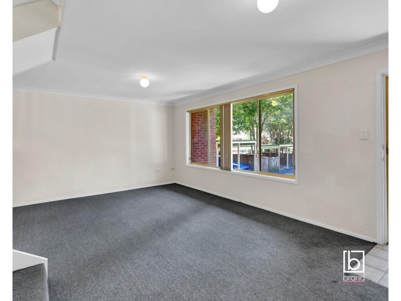 16/10 Albert Street, Ourimbah NSW 2258