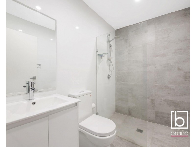 13/66-70 Hills Street, Gosford NSW 2250