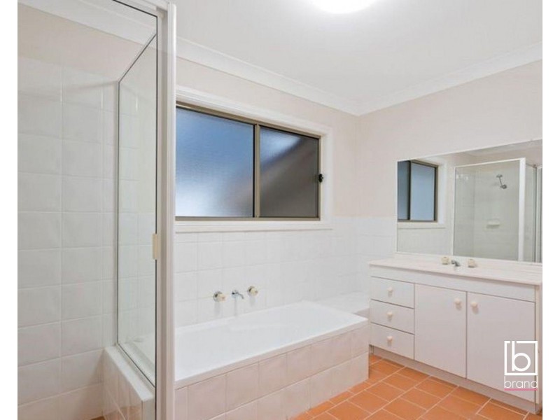 2/34 Showground Road, Gosford NSW 2250