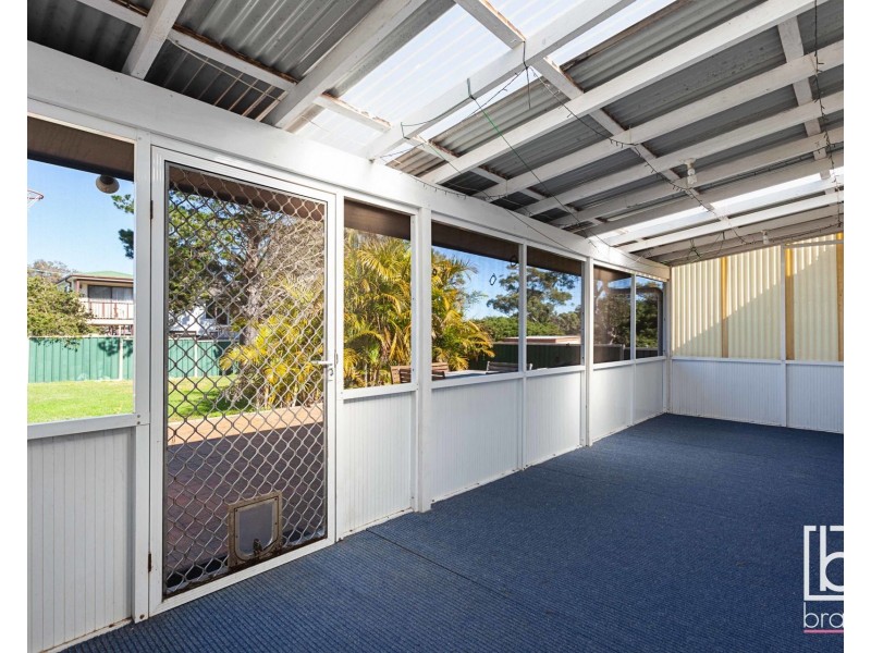 11 Eighth Avenue, Toukley NSW 2263