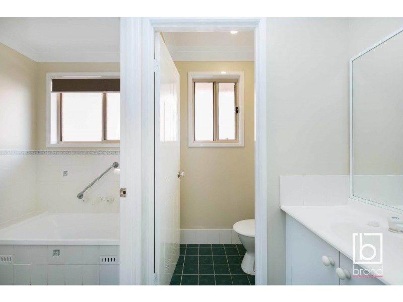 10 Newton Place, Blue Haven NSW 2262