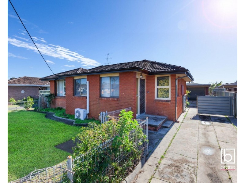 43 Merrendale Avenue, Gorokan NSW 2263