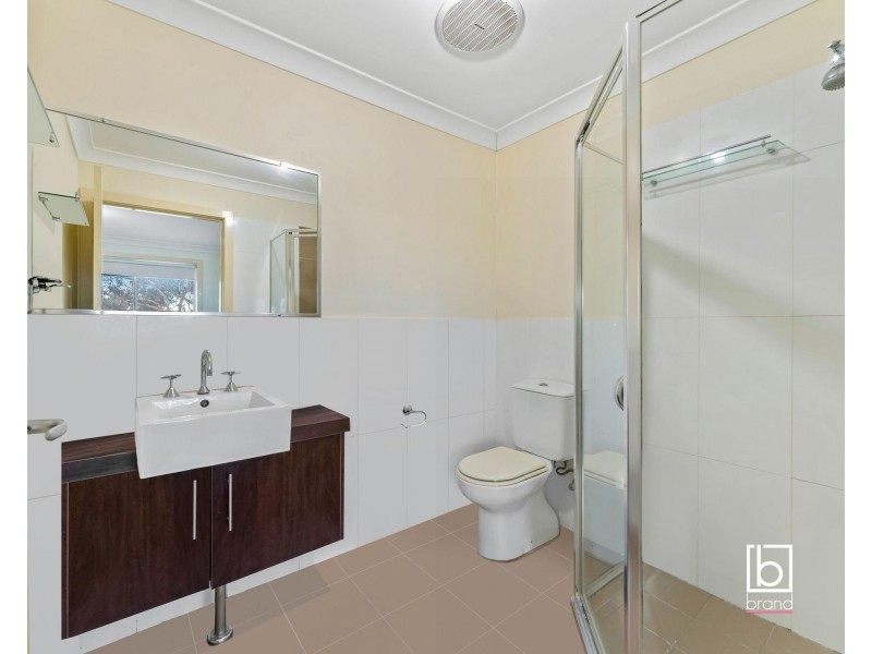 3/2A Nicole Close, Watanobbi NSW 2259