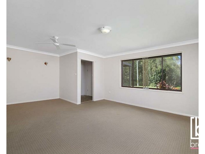 40 Warner Avenue, Wyong NSW 2259