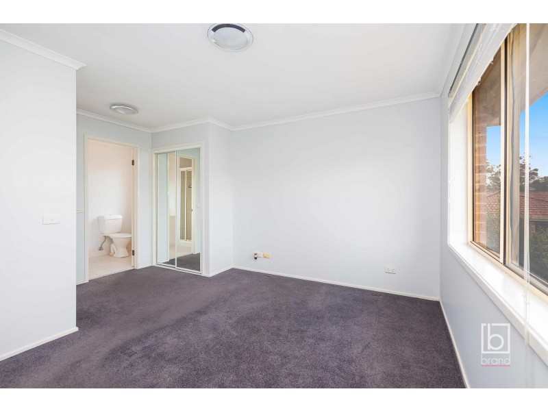 18 Nagle Crescent, Blue Haven NSW 2262