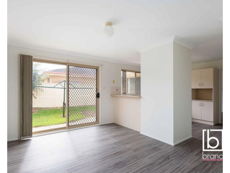 4 Waugh close, Blue Haven NSW 2262