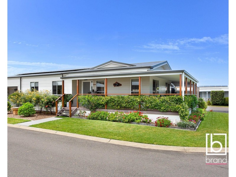 318/25 Mulloway Road, Chain Valley Bay NSW 2259