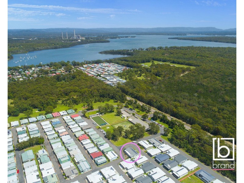 318/25 Mulloway Road, Chain Valley Bay NSW 2259