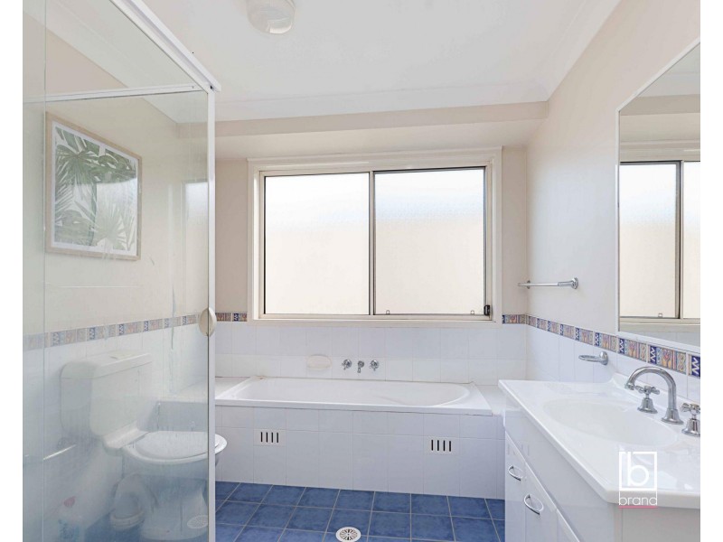 14 Greenhaven Circuit, Woongarrah NSW 2259