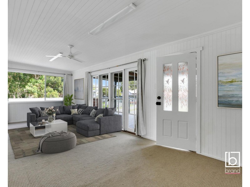 16 Acacia Avenue, Lake Munmorah NSW 2259