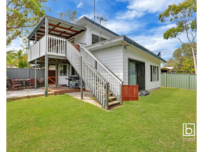 16 Acacia Avenue, Lake Munmorah NSW 2259