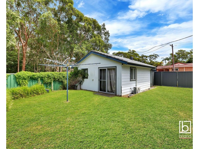 16 Acacia Avenue, Lake Munmorah NSW 2259
