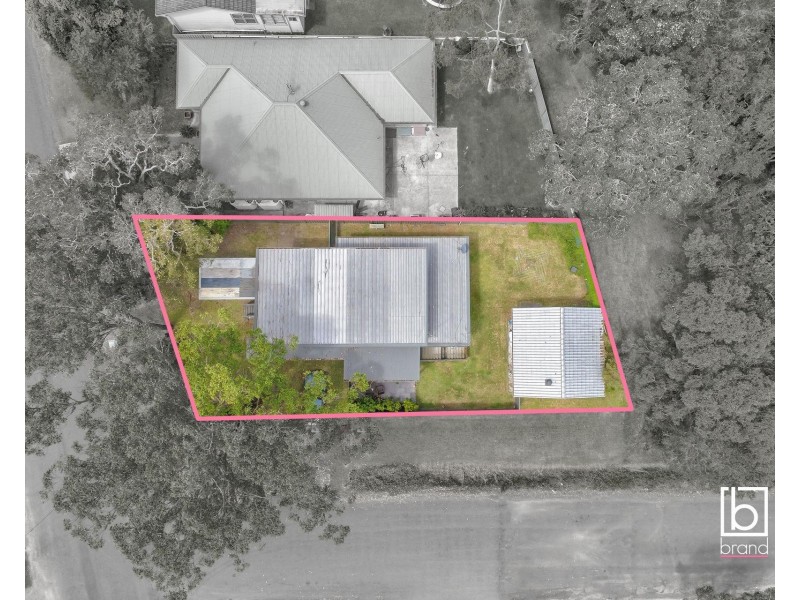 16 Acacia Avenue, Lake Munmorah NSW 2259