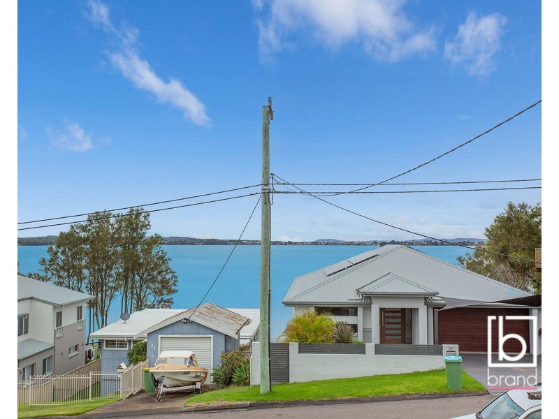 11 Buff Point Avenue, Buff Point NSW 2262