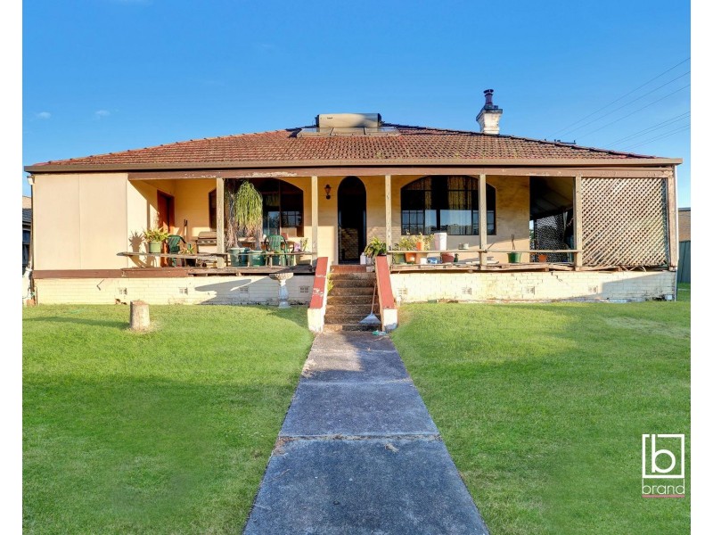 17 York Street, Point Frederick NSW 2250