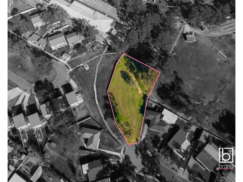 12 Cedar Close, Watanobbi NSW 2259