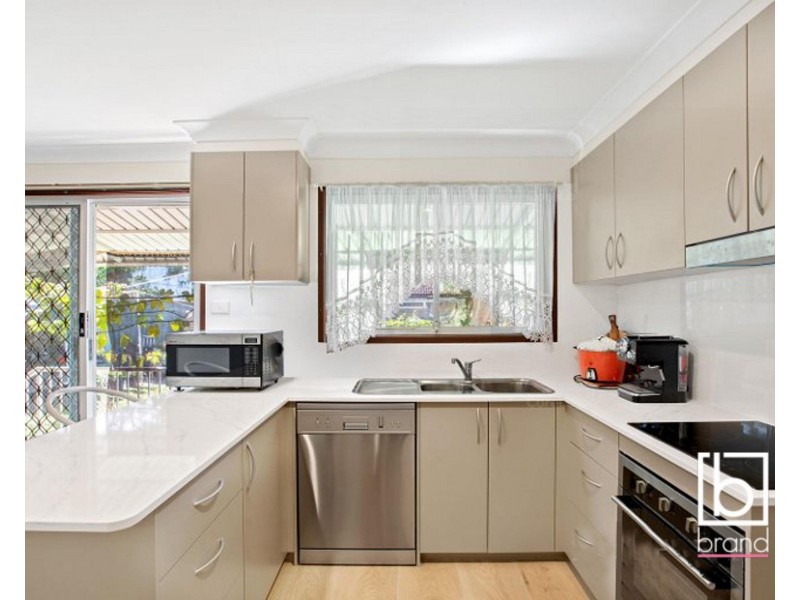 43 Rolfe Ave, Kanwal NSW 2259