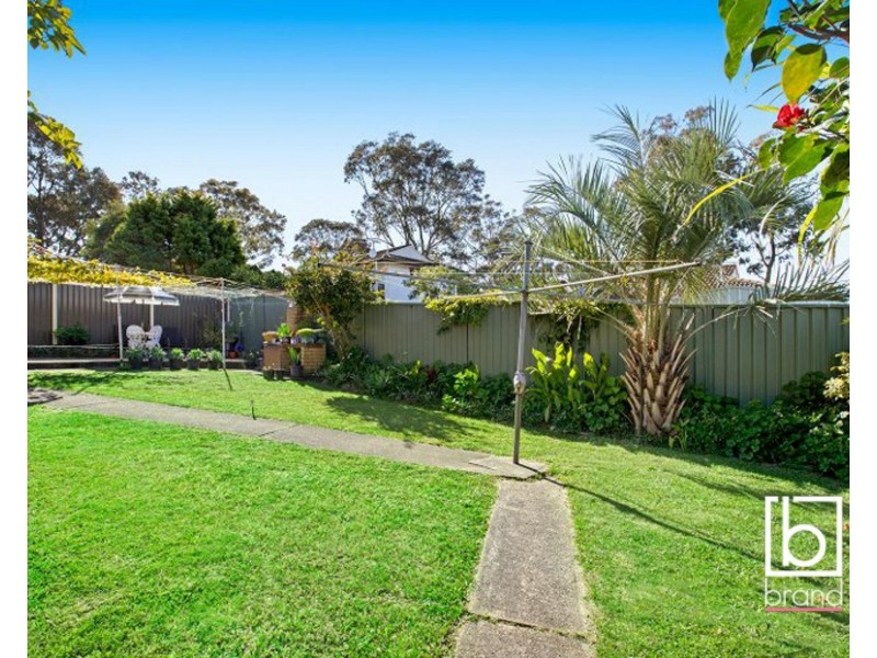 43 Rolfe Ave, Kanwal NSW 2259