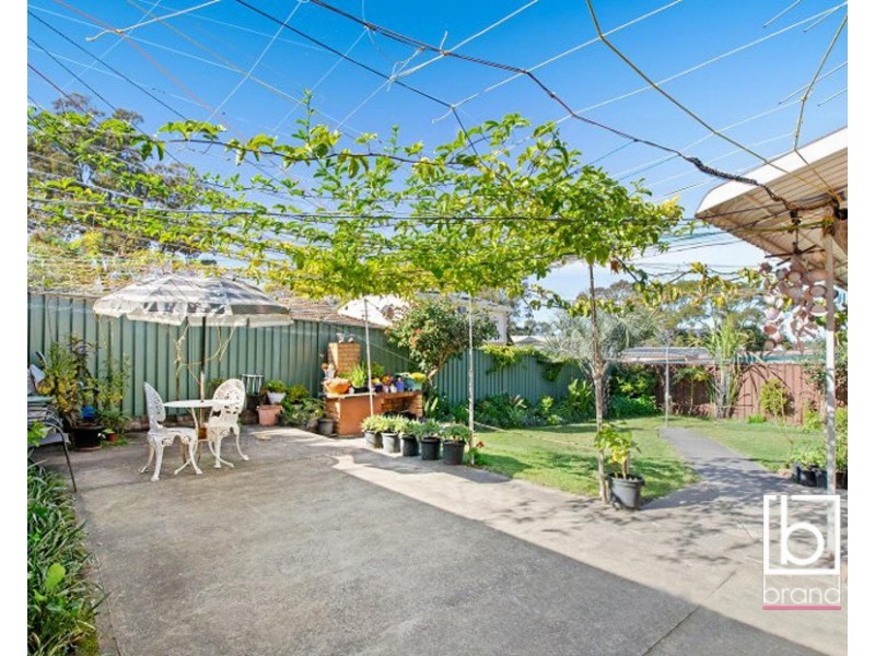 43 Rolfe Ave, Kanwal NSW 2259