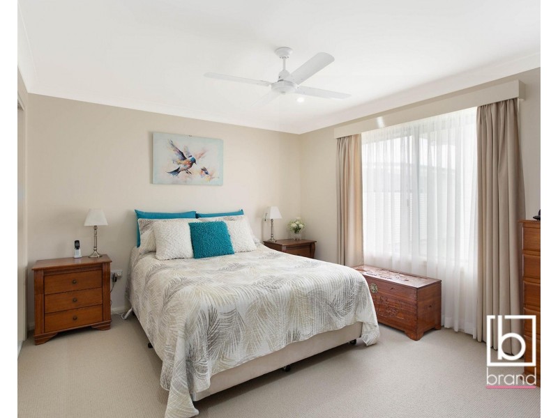 302/25 Mulloway Road, Chain Valley Bay NSW 2259