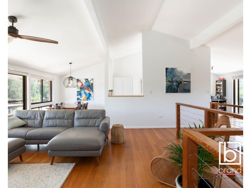 24 Lake View Road, Wamberal NSW 2260