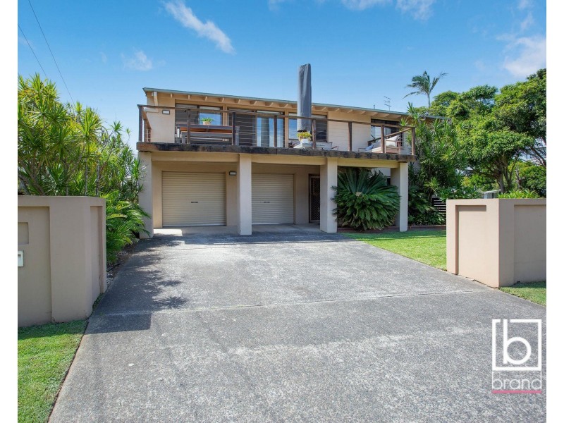 24 Lake View Road, Wamberal NSW 2260
