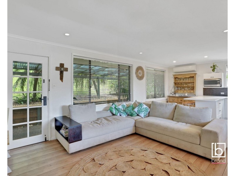 8 Woodview Road, Springfield NSW 2250