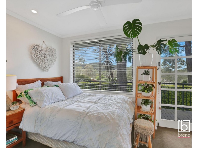 8 Woodview Road, Springfield NSW 2250