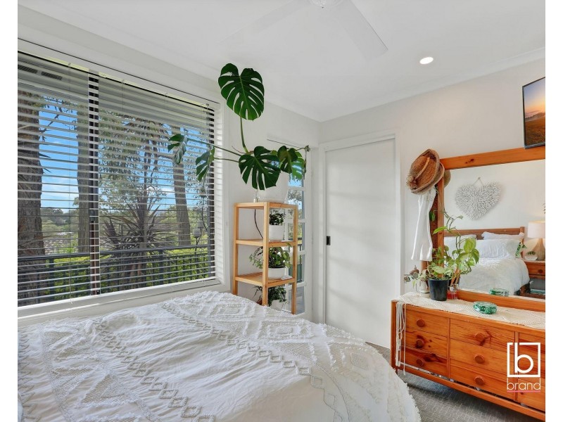 8 Woodview Road, Springfield NSW 2250