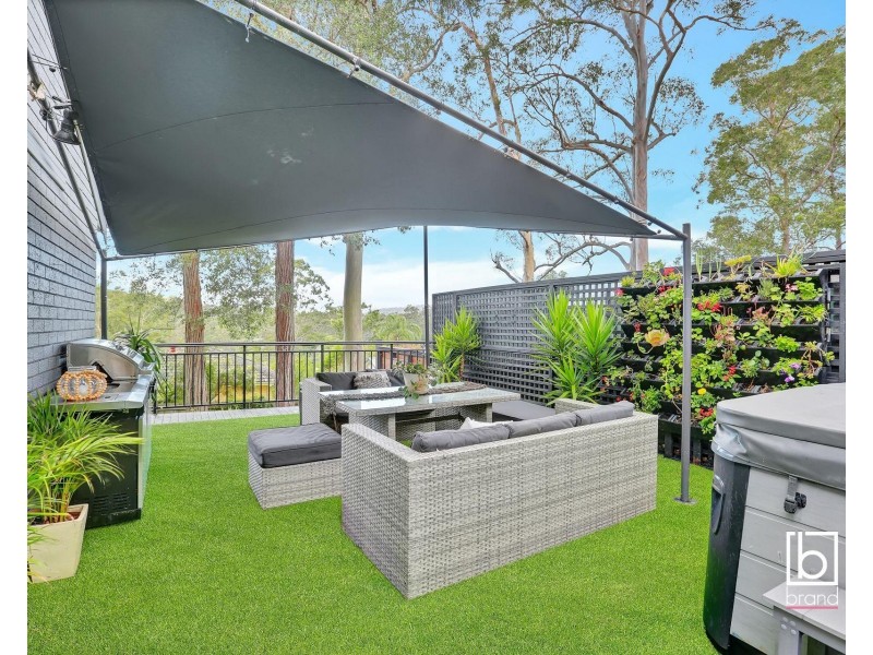 8 Woodview Road, Springfield NSW 2250