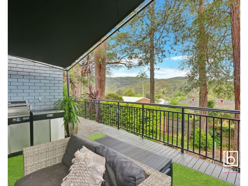 8 Woodview Road, Springfield NSW 2250