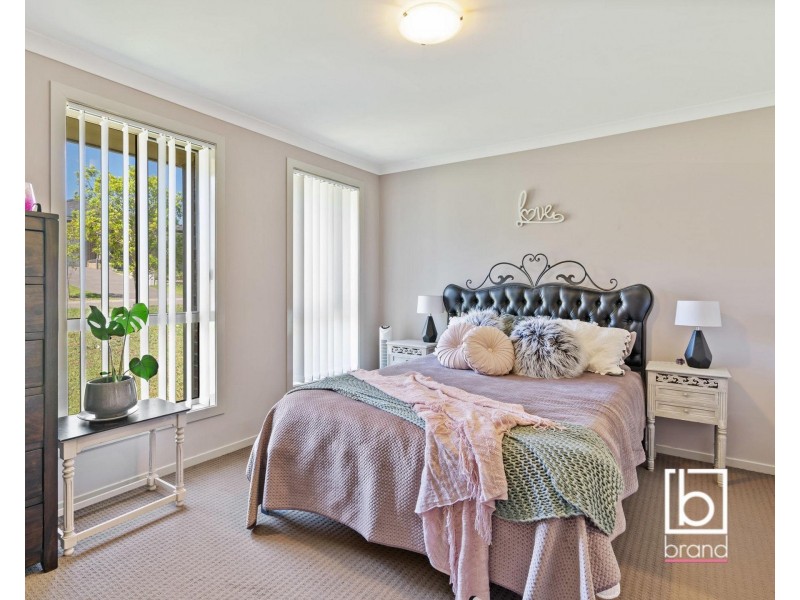 48 Raintree Terrace, Wadalba NSW 2259