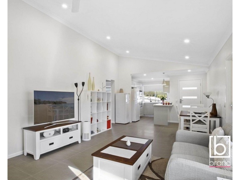 365/25 Mulloway Road, Chain Valley Bay NSW 2259