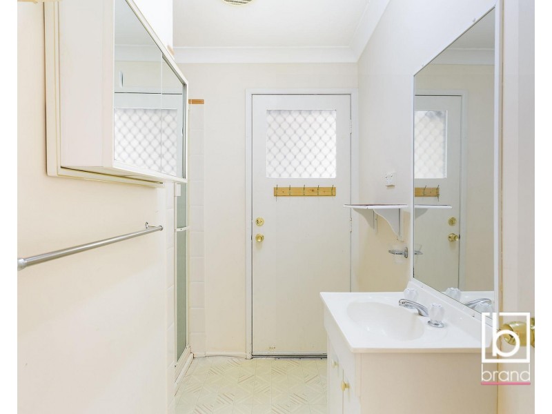 102/25 Mulloway Road, Chain Valley Bay NSW 2259