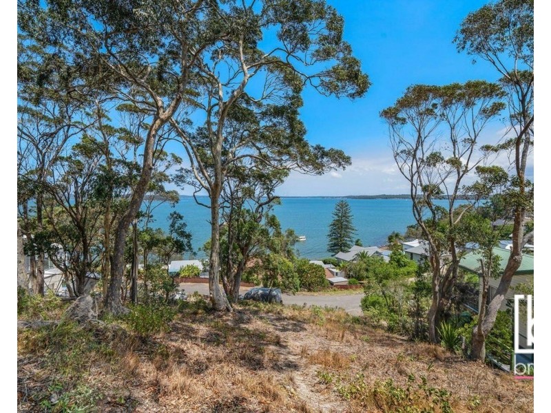 67 Beach Road, Wangi Wangi NSW 2267
