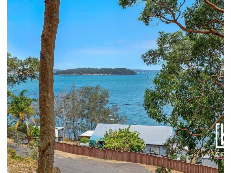 67 Beach Road, Wangi Wangi NSW 2267