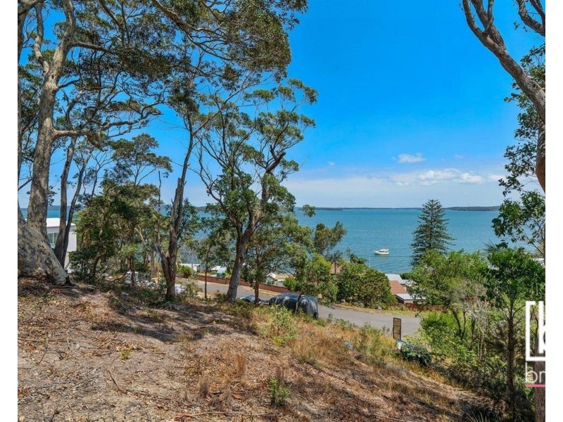 67 Beach Road, Wangi Wangi NSW 2267