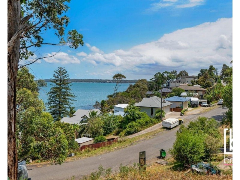 67 Beach Road, Wangi Wangi NSW 2267