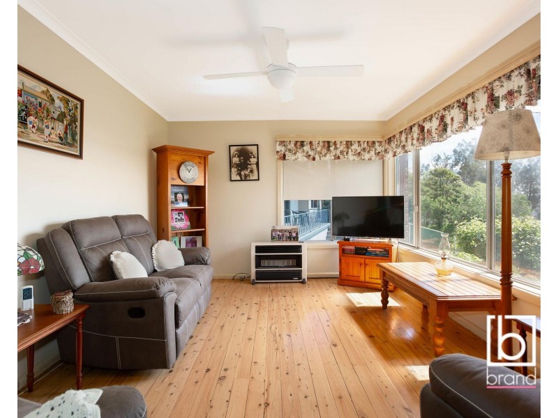 8 Rowland Terrace, Toukley NSW 2263