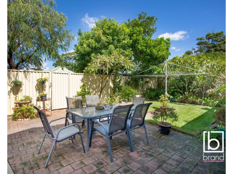8 Rowland Terrace, Toukley NSW 2263