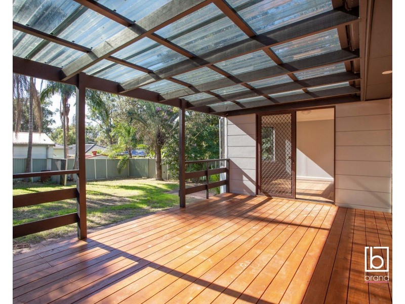 17 Charmhaven Avenue, Charmhaven NSW 2263