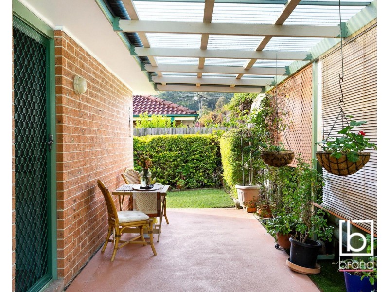 8 Windsong Place, Tuggerah NSW 2259