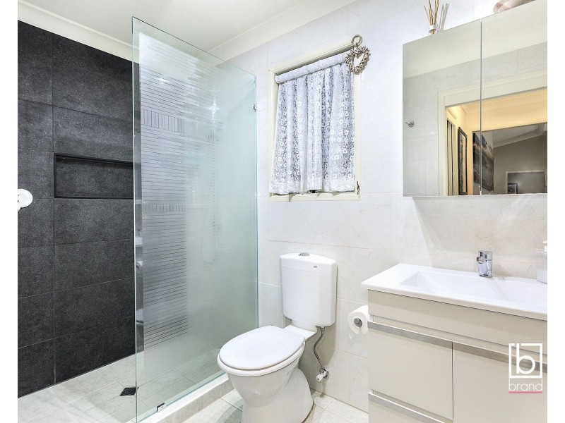 205/25 Mulloway Road, Chain Valley Bay NSW 2259