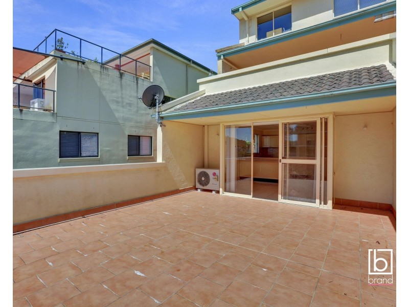 5/105 Henry Parry Drive, Gosford NSW 2250