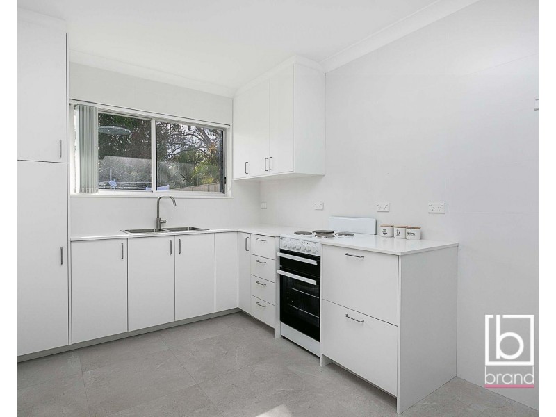 329 (Downstairs) Tuggerawong Rd, Tuggerawong NSW 2259