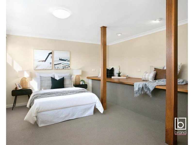11 Hughes Street, Point Clare NSW 2250