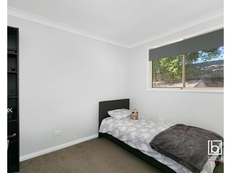 31 Pinehurst Way, Blue Haven NSW 2262