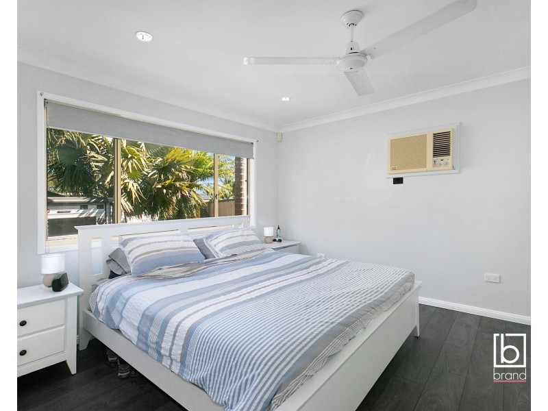 31 Pinehurst Way, Blue Haven NSW 2262
